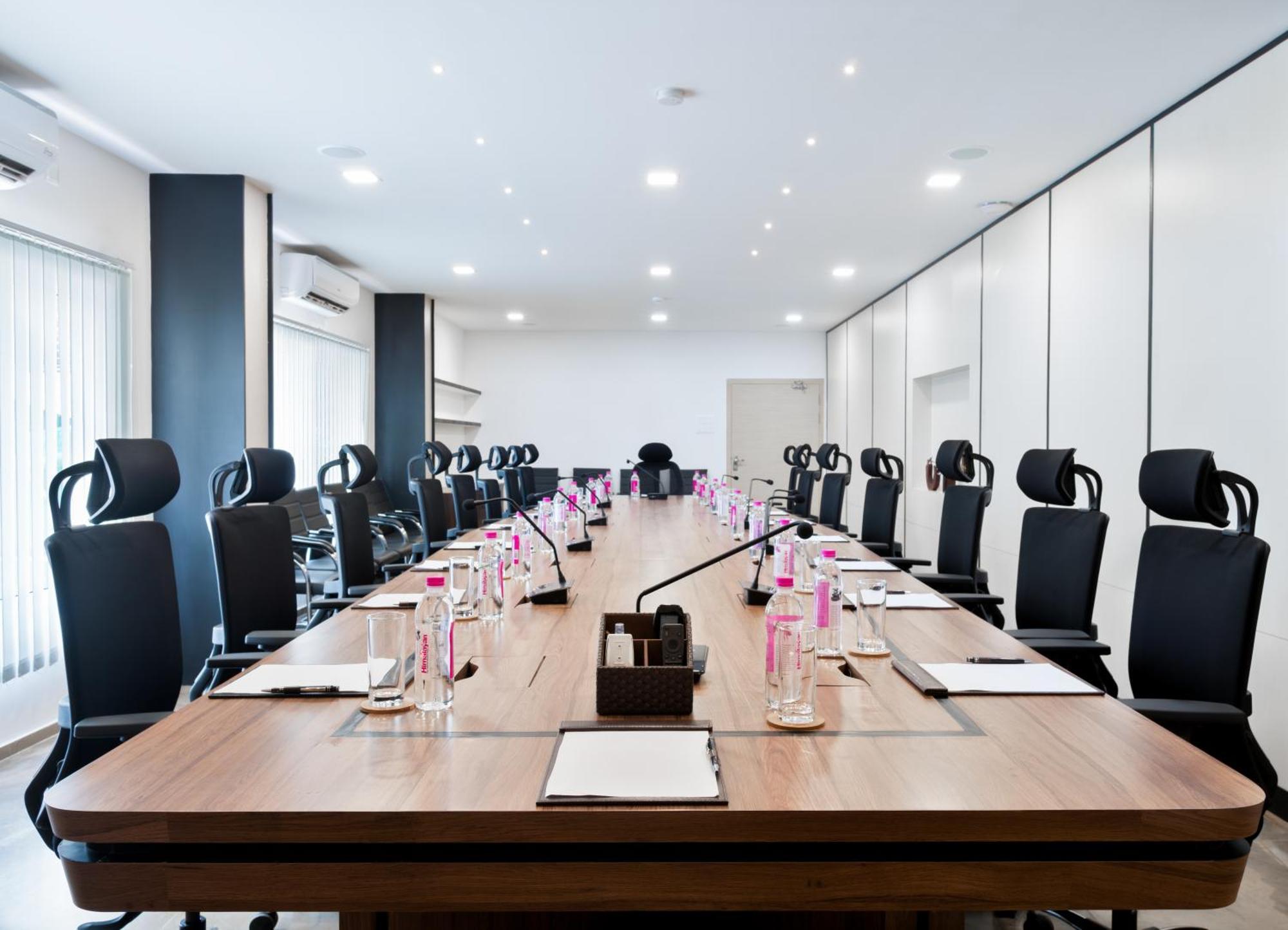 Shulem Boutique Hotel Dimāpur 외부 사진