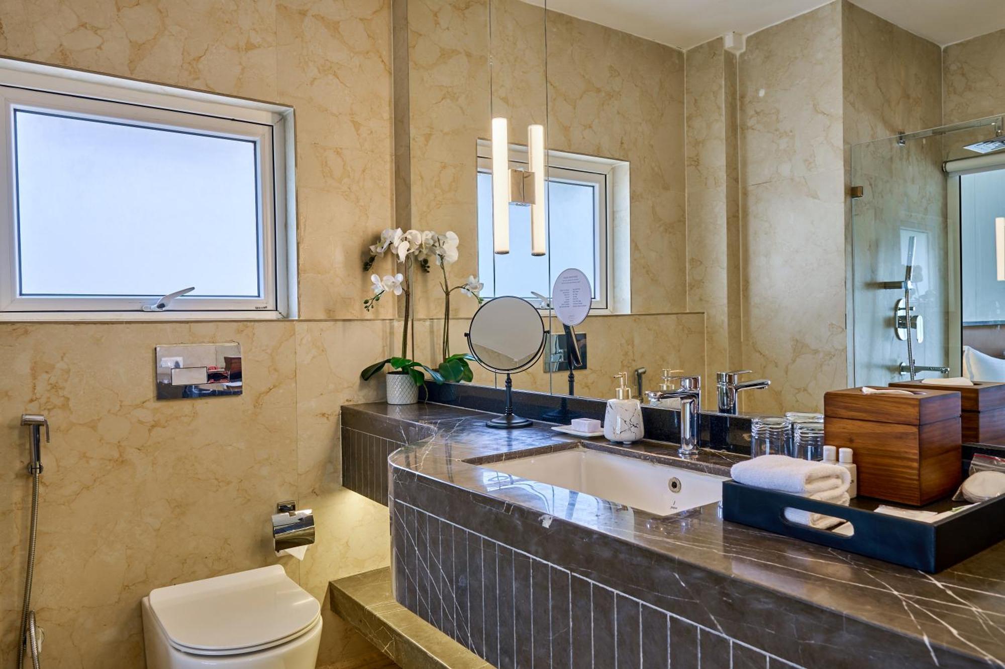 Shulem Boutique Hotel Dimāpur 외부 사진