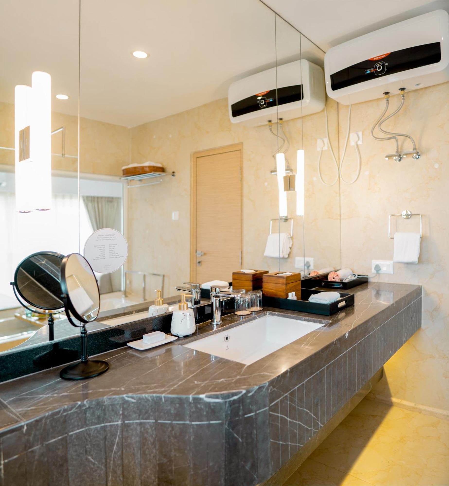 Shulem Boutique Hotel Dimāpur 외부 사진